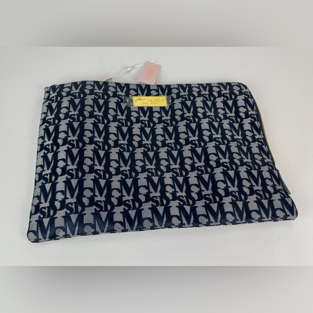 Missguided Laptop Case